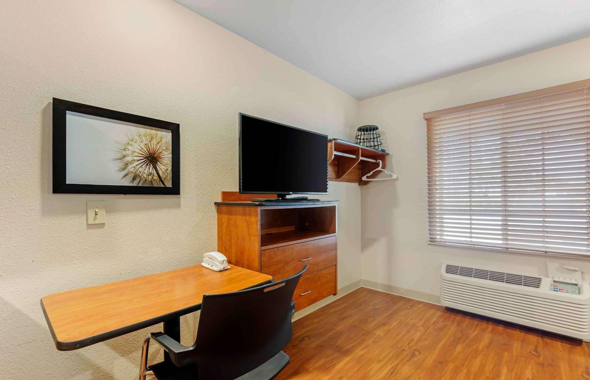 Extended Stay America Select Suites - Wichita - Airport Extérieur photo