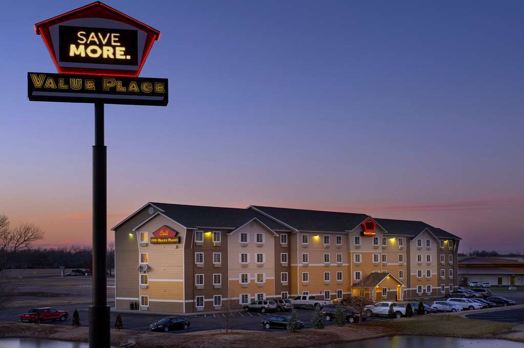 Extended Stay America Select Suites - Wichita - Airport Extérieur photo
