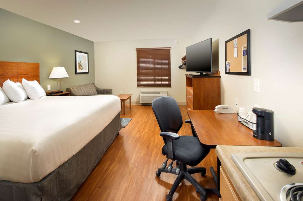 Extended Stay America Select Suites - Wichita - Airport Chambre photo
