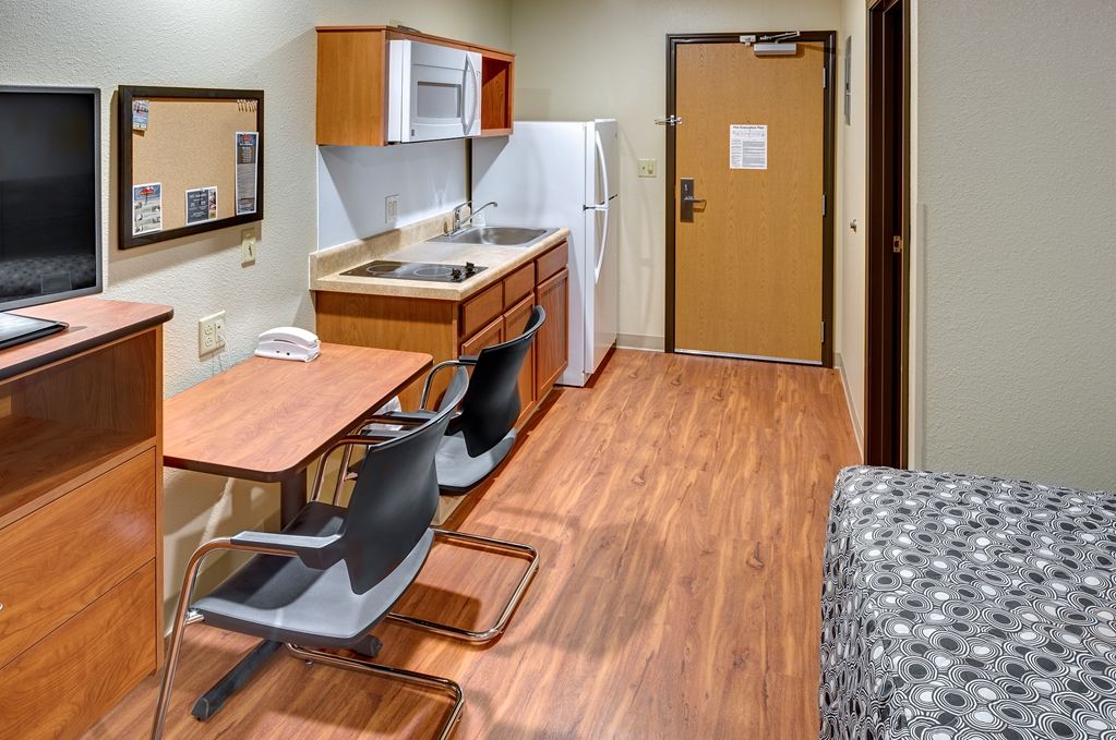 Extended Stay America Select Suites - Wichita - Airport Chambre photo